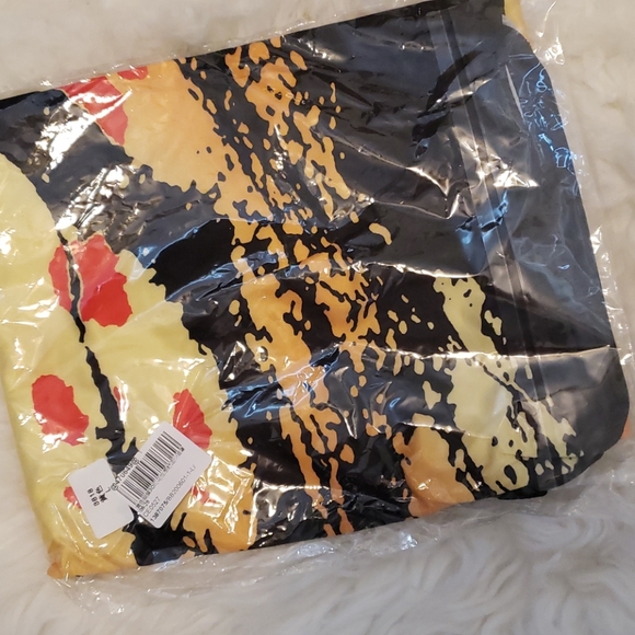 NWT Yellow Monarch Butterfly Beach Dress - Picture 4 of 4